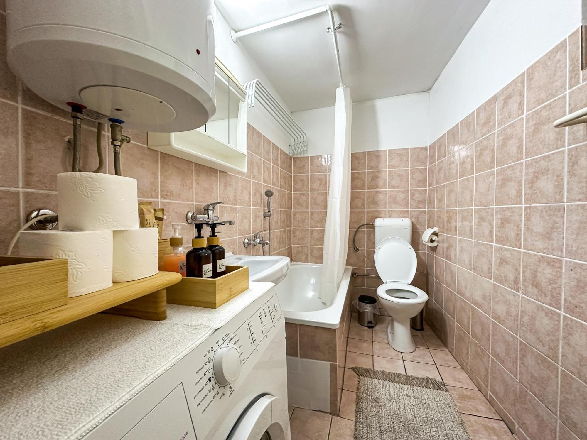 Apartman Lokum SJJ Exteriör bild